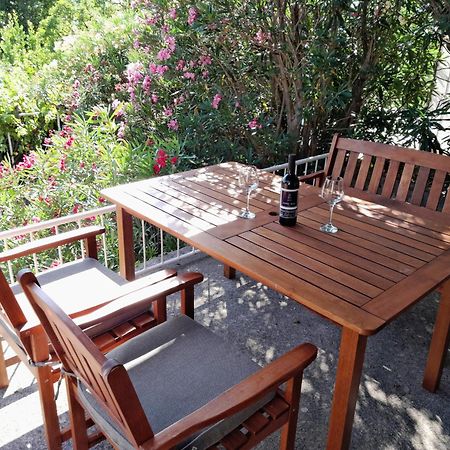 Apartmani E&G Dramalj Kültér fotó